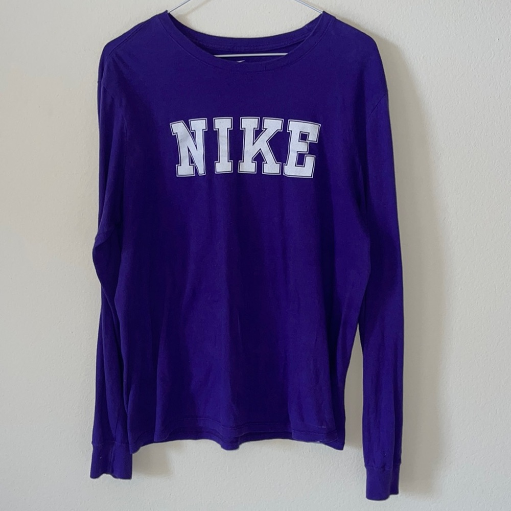 Medium ‘Nike’ Long Sleeve Tee